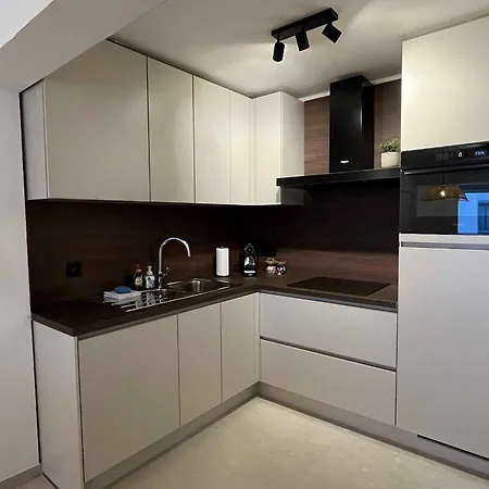 Modern In Op Toplocatie! *