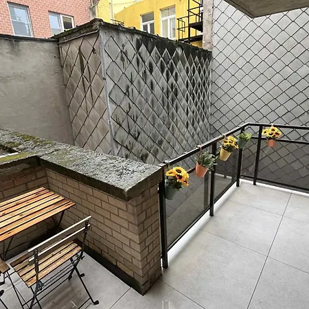 Modern In Op Toplocatie! 아파트