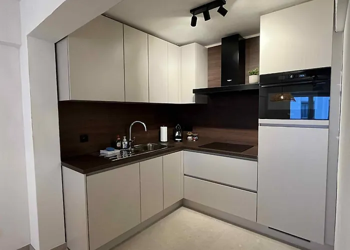 Modern In Op Toplocatie! *