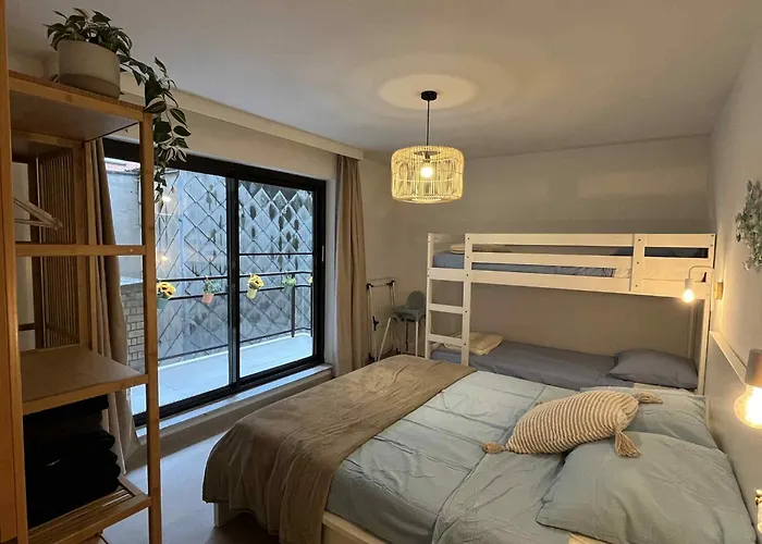 Modern In Op Toplocatie! Остенде